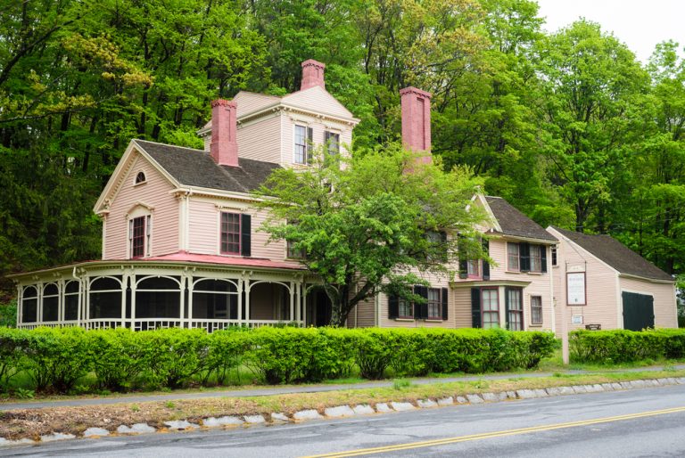 Minute Man National Historical Park   Shutterstock 306174503 768x514 